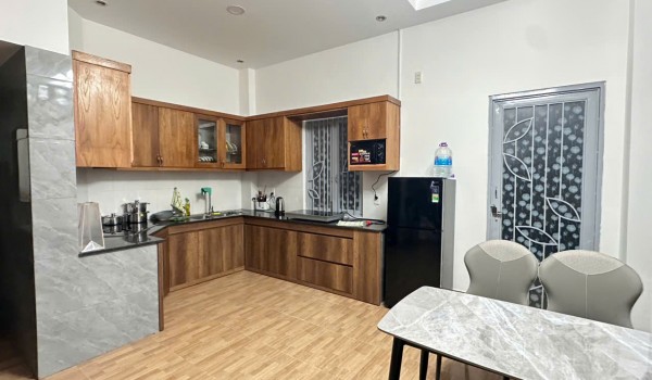 안투엉 지역 주택 임대