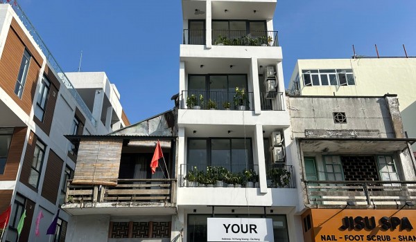 한시장 맞은 편 7층 건물