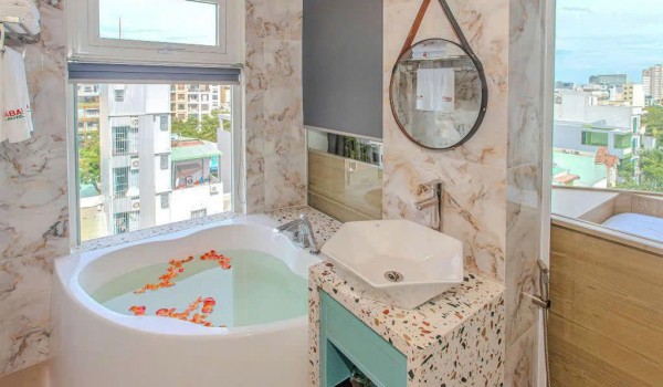 안틍 7 스튜디어