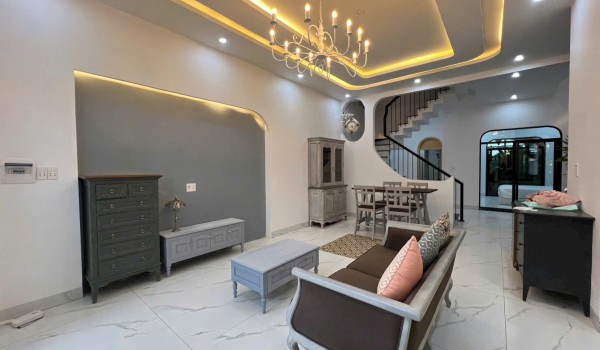 안미, 호이안에서 집을 팔기 위해 초대합니다.