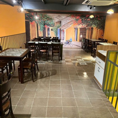 Image 팜반동거리에 있는 로컬 베트남 식당 승계